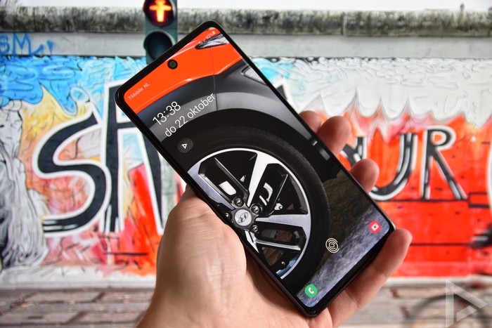 Samsung Galaxy S20 FE lockscreen