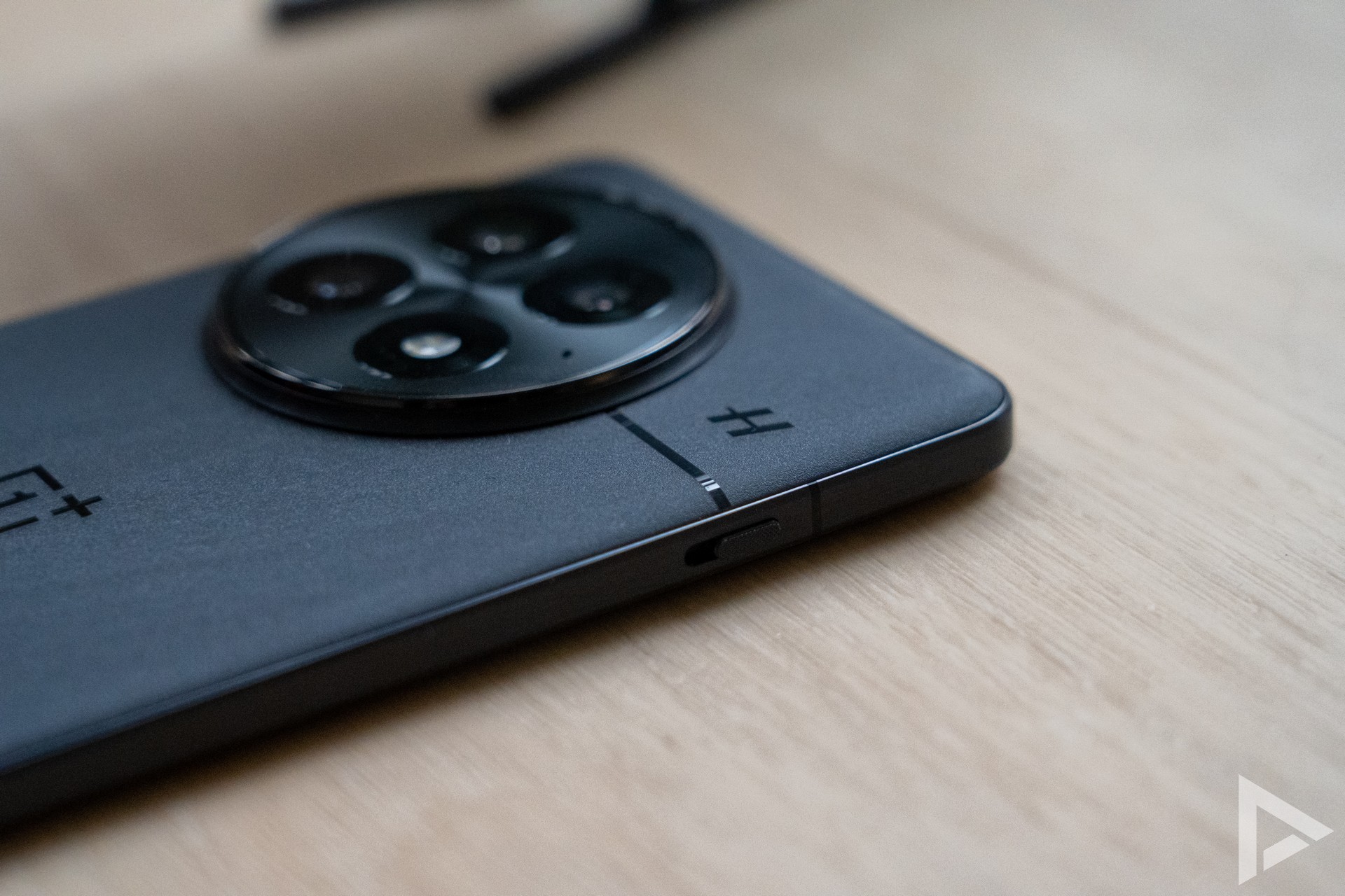 OnePlus 13 Alert Slider