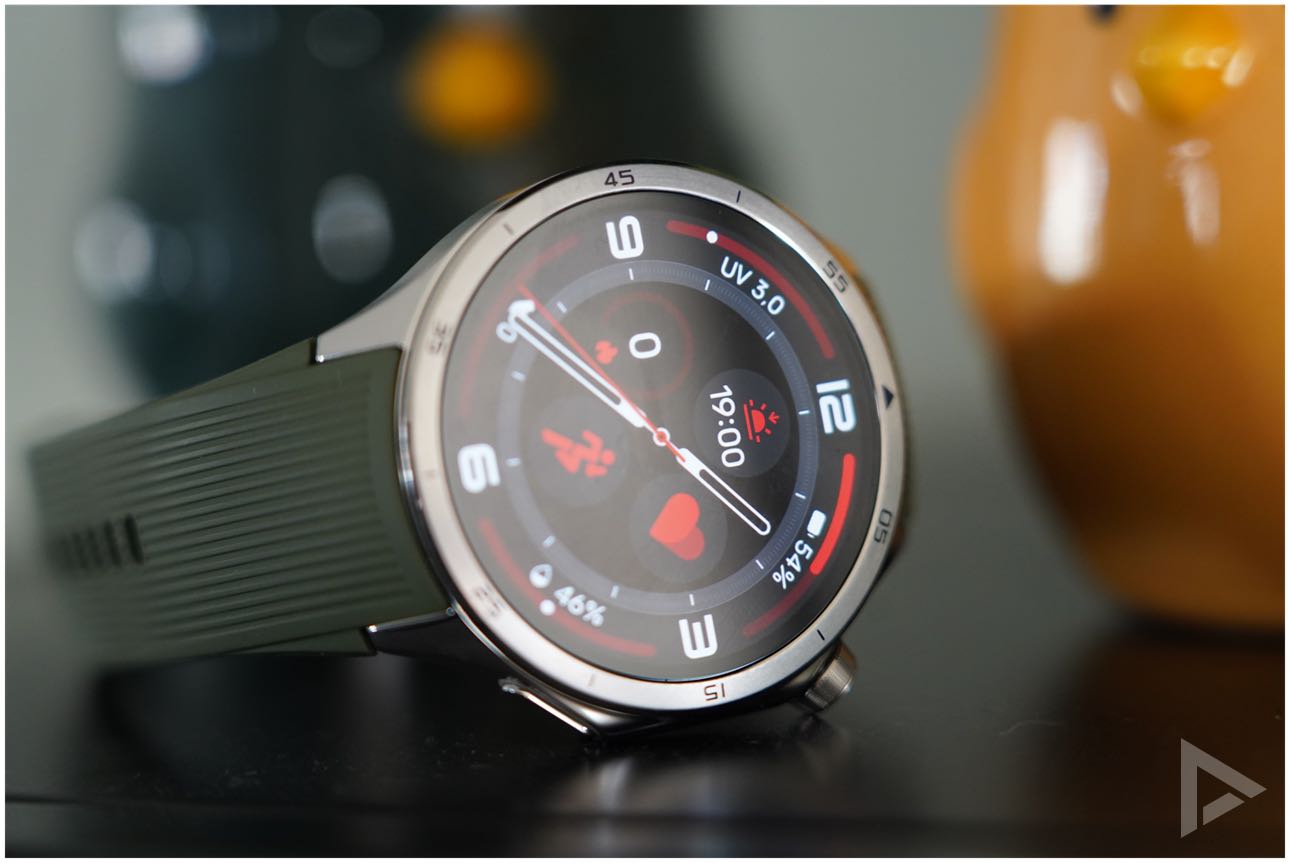 OnePlus Watch 3 smartwatch