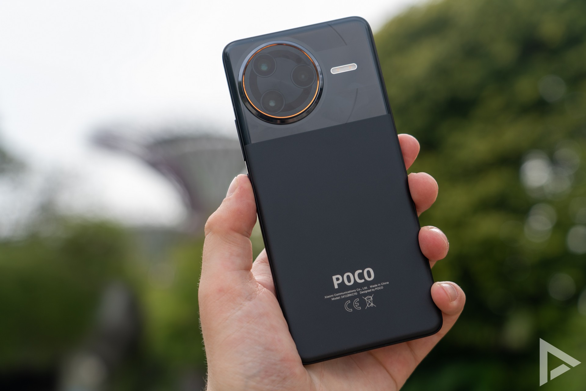 Poco F7 Ultra achterkant
