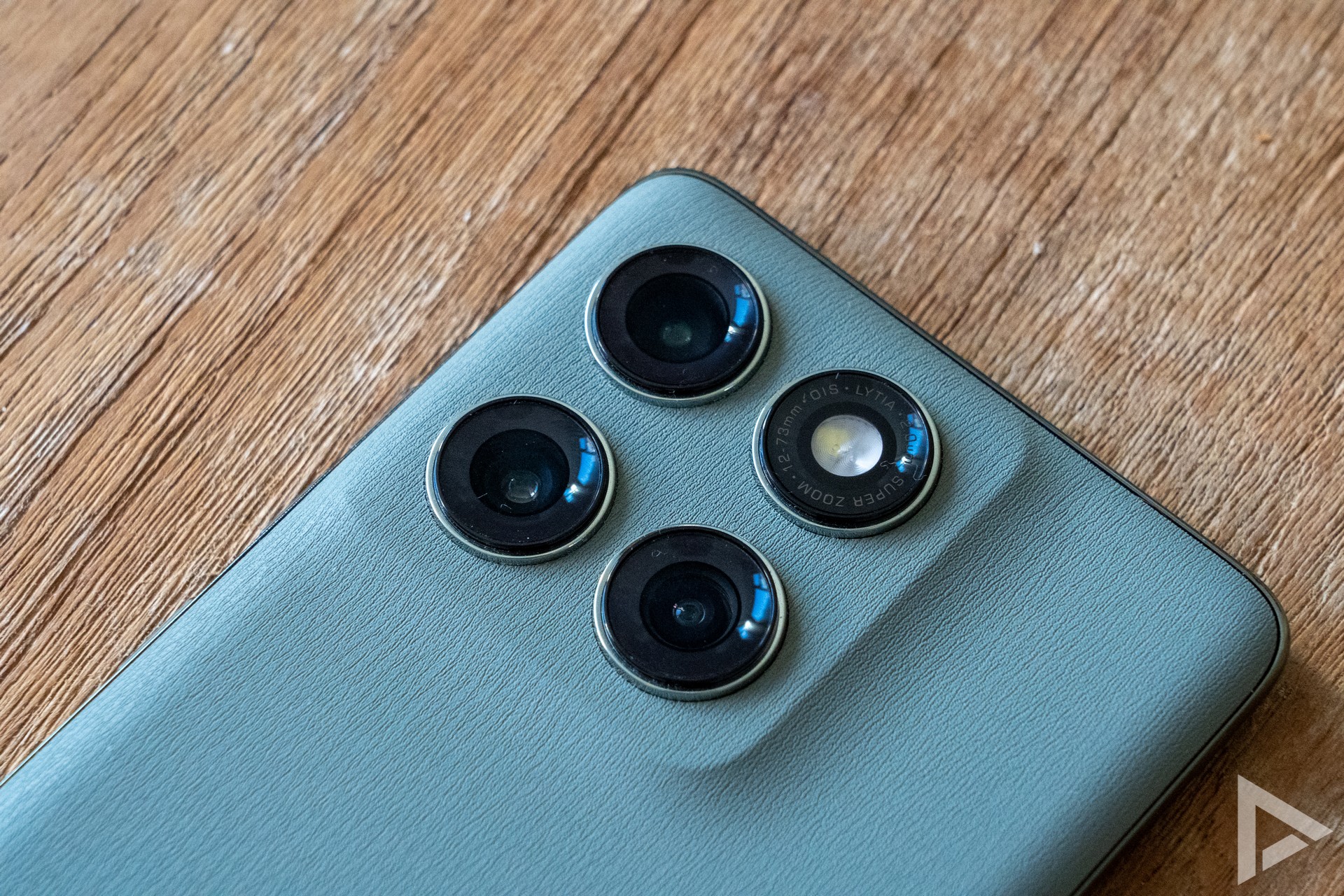 Motorola Edge 60 Pro camera