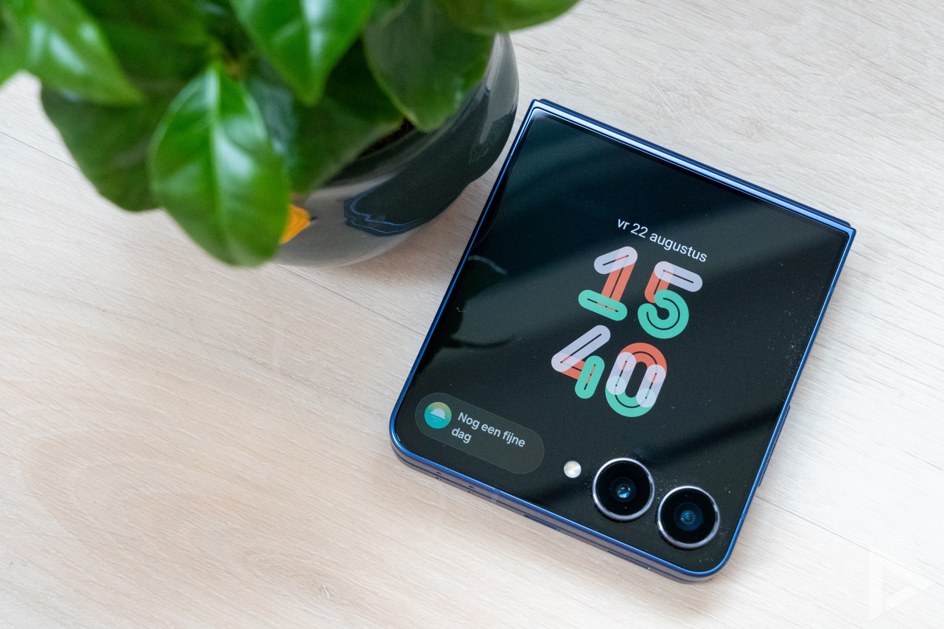 Samsung Galaxy Z Flip 7 coverscherm