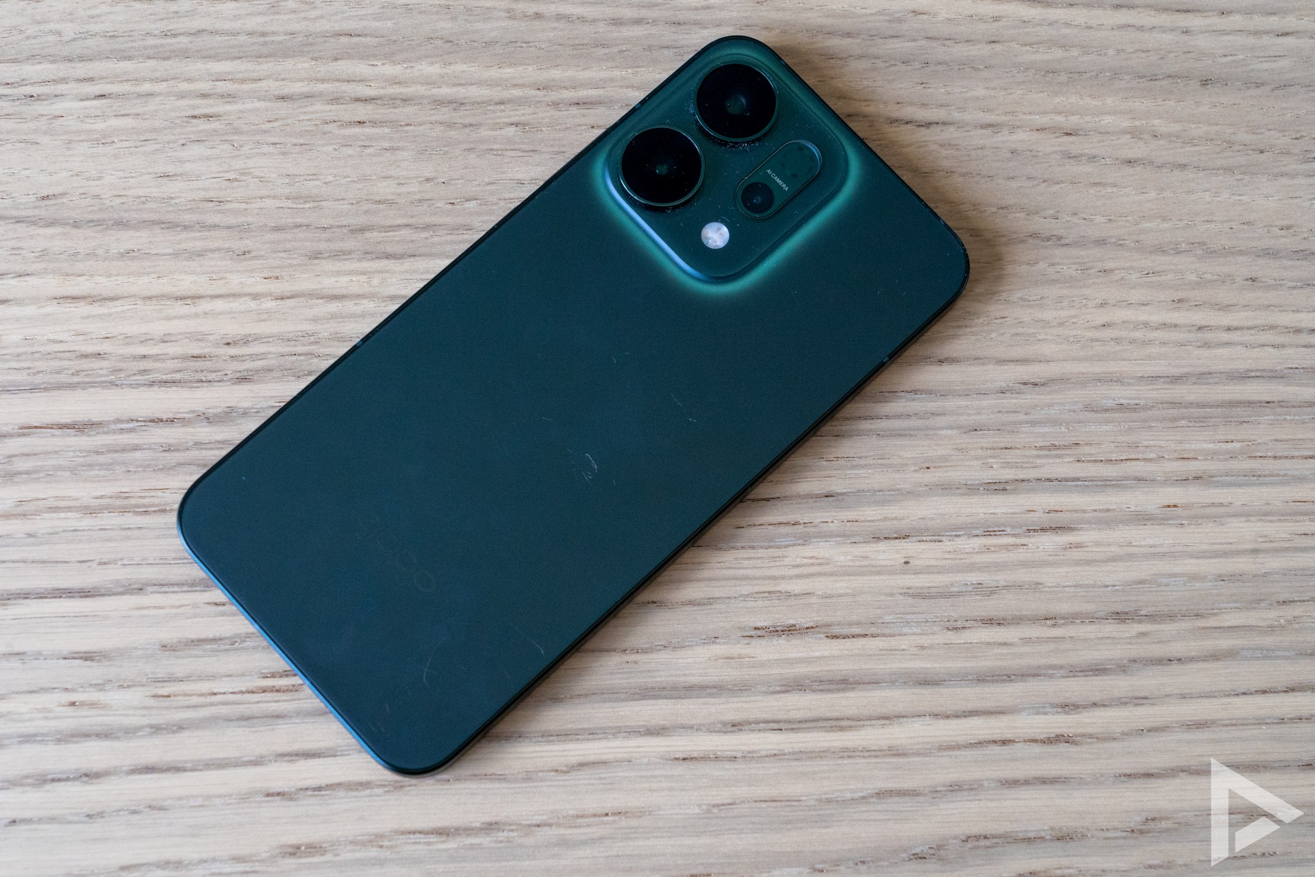 Oppo Reno 14 achterkant