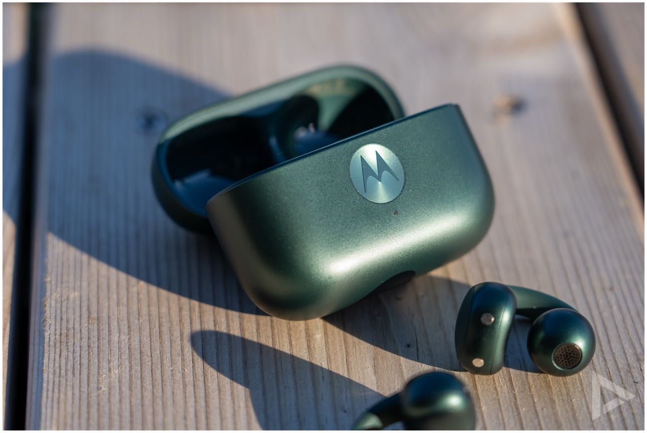 Motorola Moto Buds Loop review