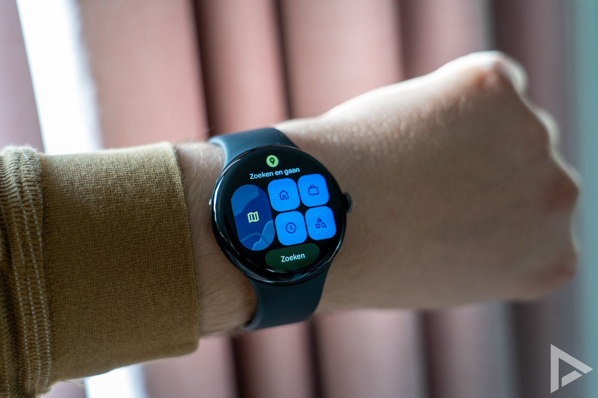 Google Pixel Watch 4 Maps