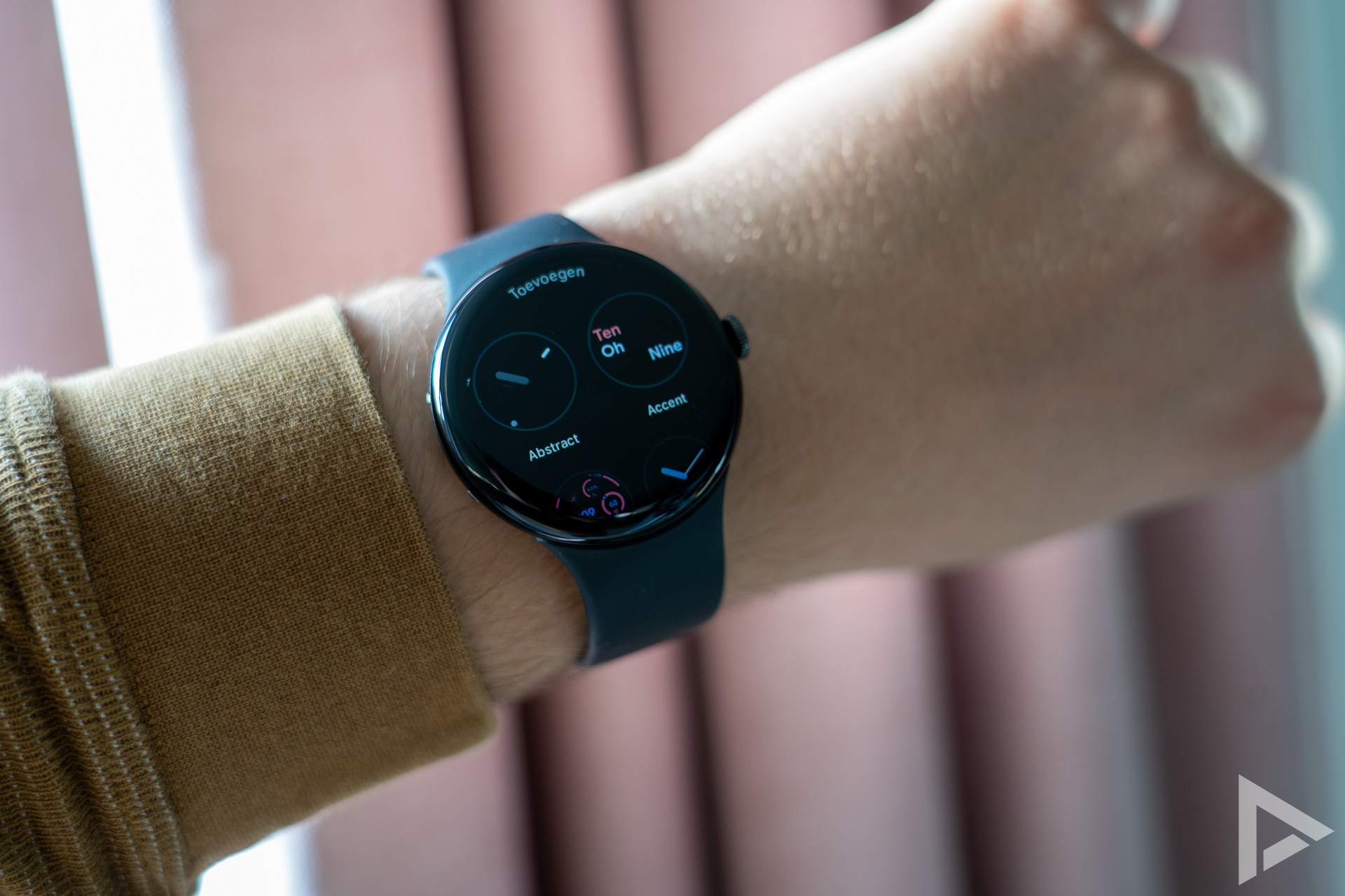Google Pixel Watch 4 wijzerplaten