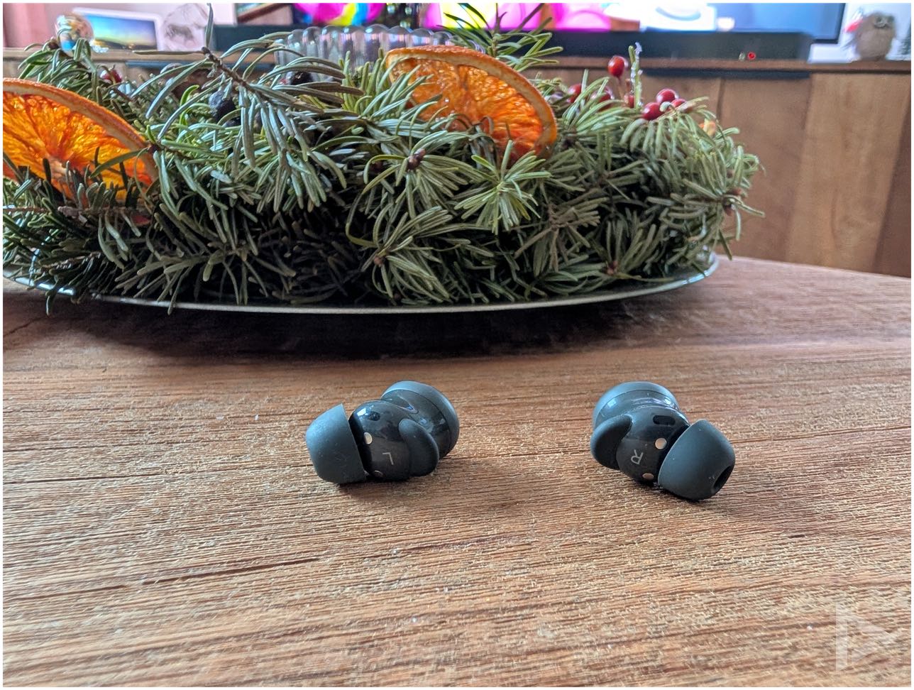 Google Pixel Buds 2a