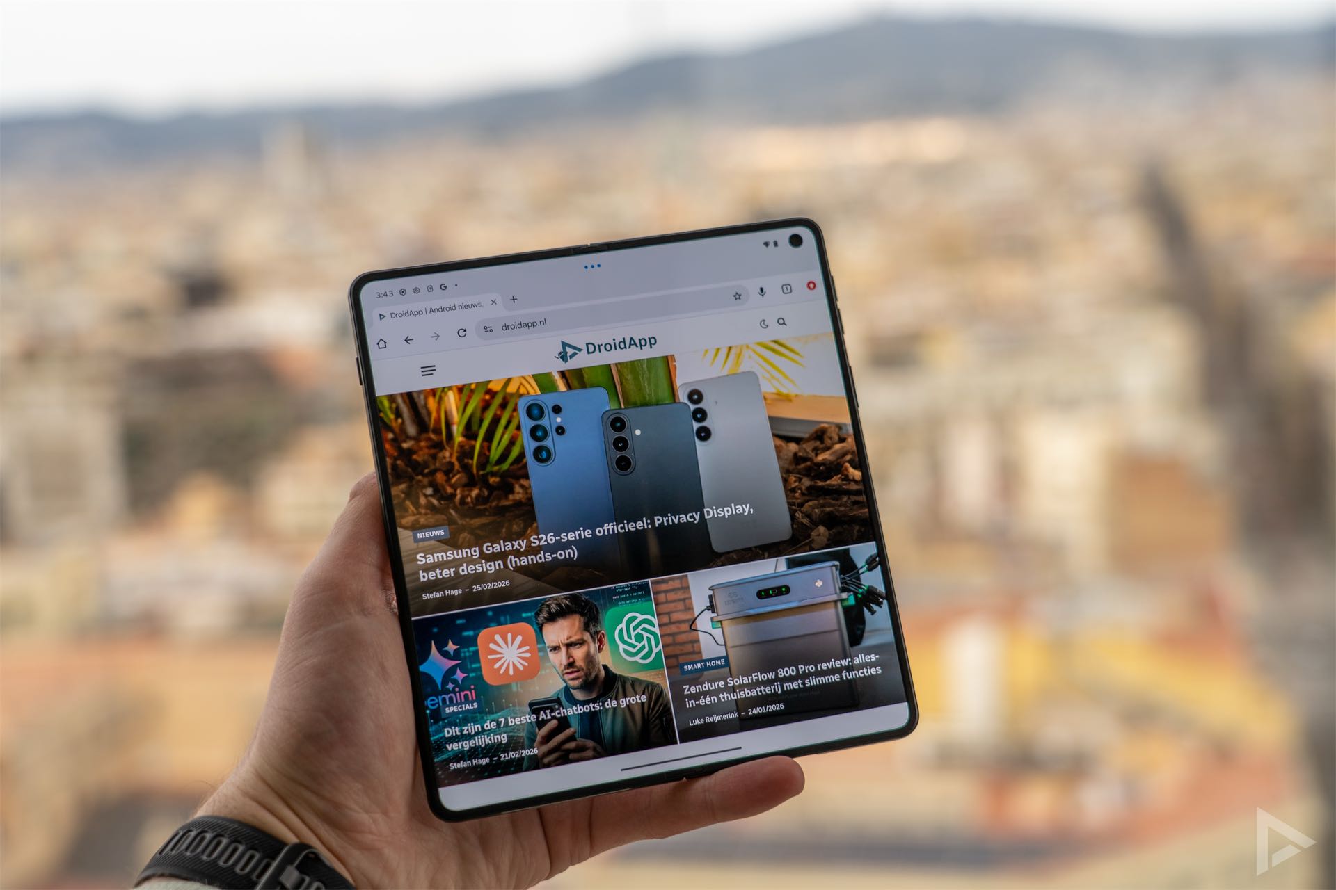 Motorola Razr Fold internet