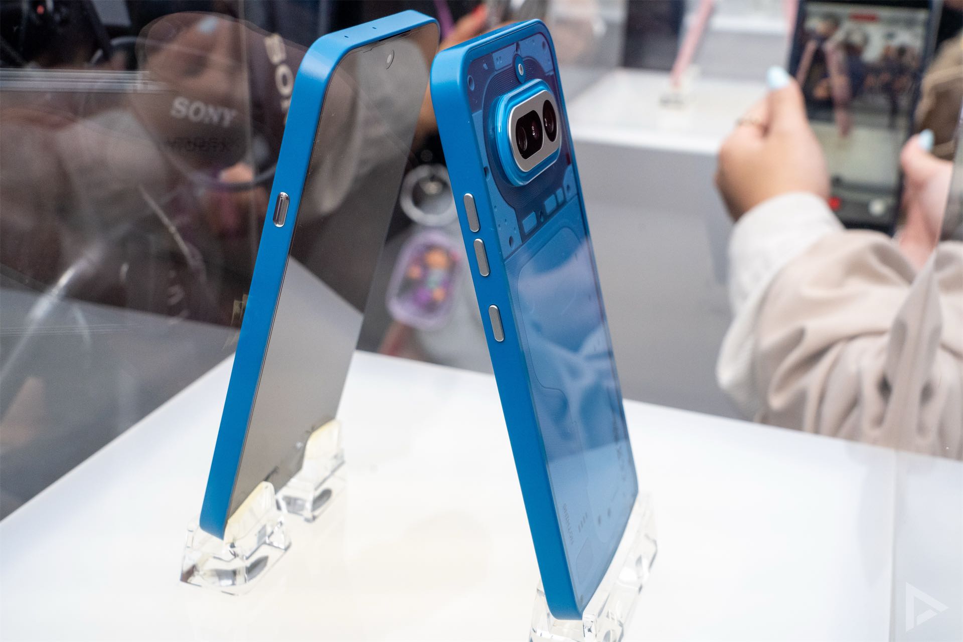 Nothing Phone (4a) blauw