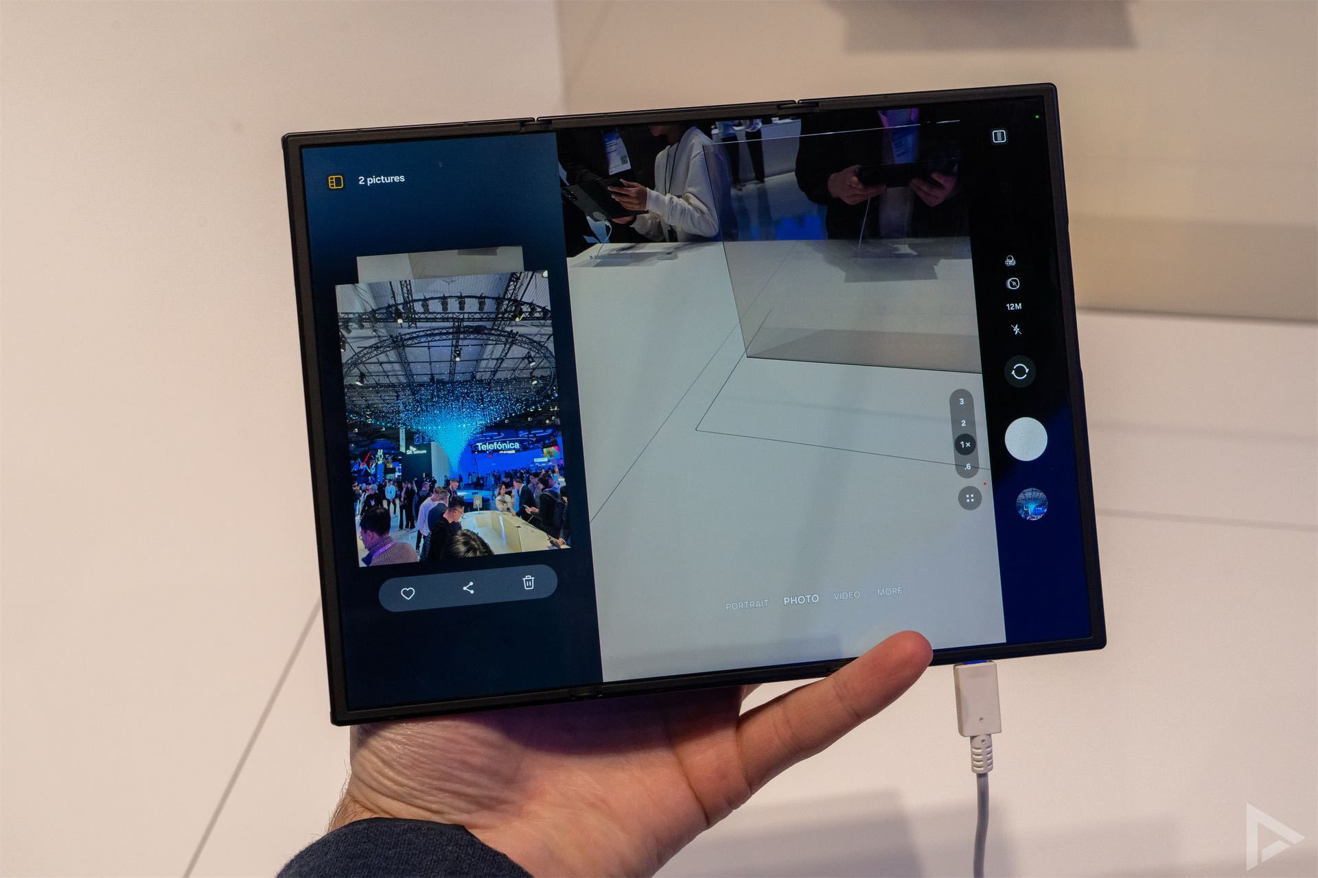 Samsung Galaxy Z TriFold camera