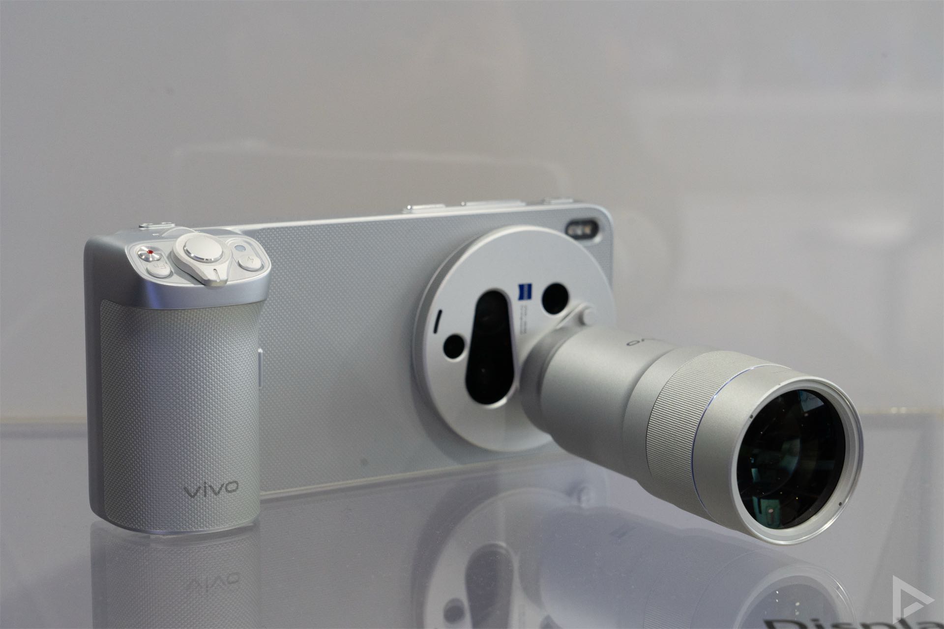 Vivo X300 Ultra Zeiss